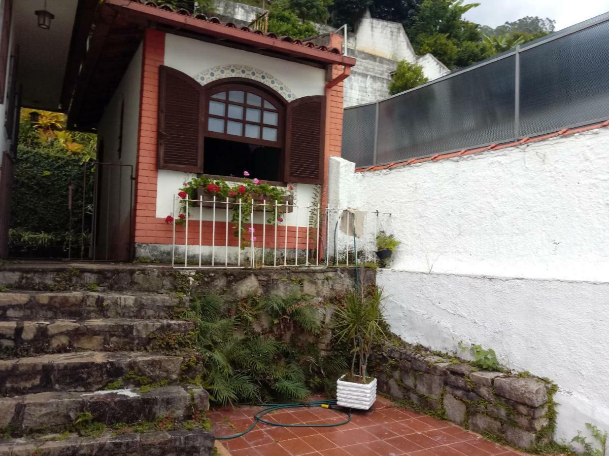 Hostel Mdemarilia Нова-Фрибурго Екстериор снимка